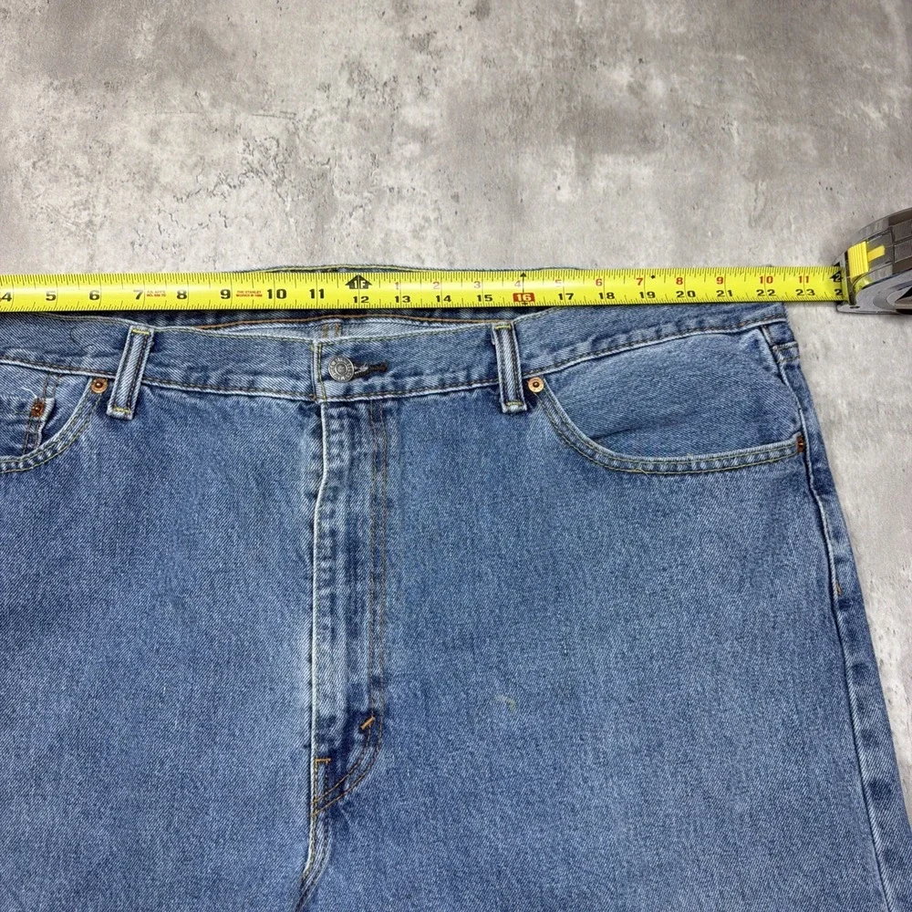 Levi's 505 Jeans Mens 44x30 Blue Regular Fit Straight Leg Medium Wash Denim